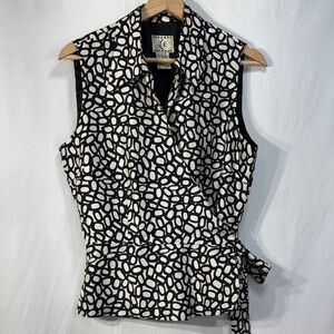 🥽 ICE silk wrap Black and White Geometric Sleeveless Blouse: